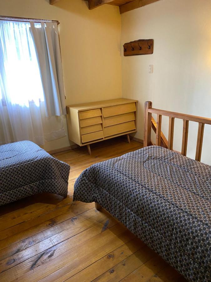 Departamentos Ailen Aparthotel Esquel Exteriör bild